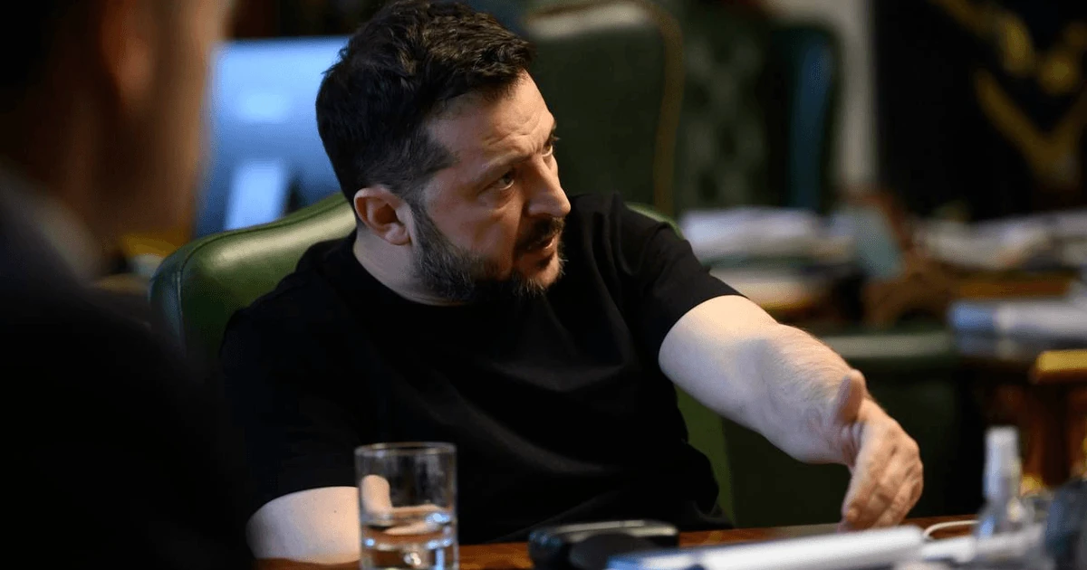 Володимир Зеленський під час вечірнього звернення